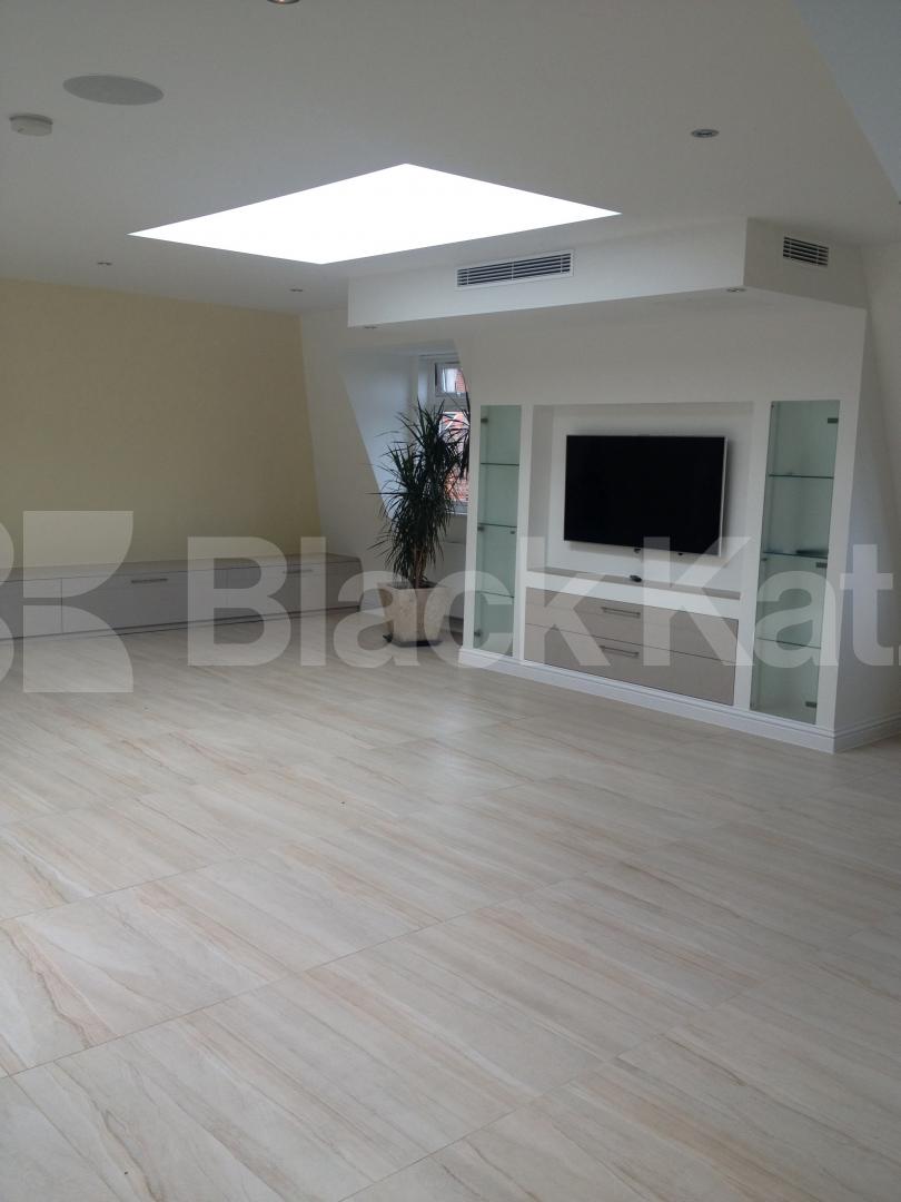 			OVER 1880 SQUARE FEET, 3 Bedroom, 1 bath, 1 reception Penthouse			 Castlebar Road, Ealing